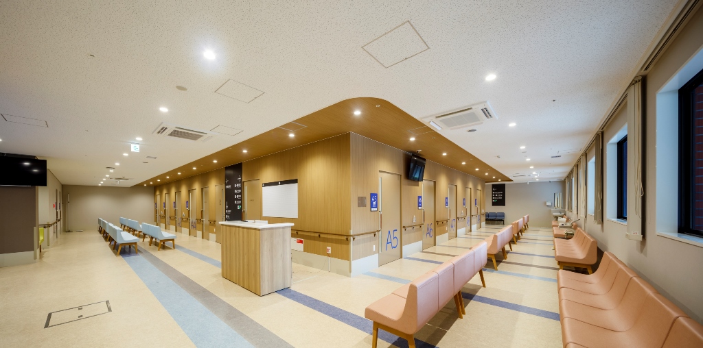 https://nagasaki-ajisai.jp/wp-content/uploads/2012/05/22-4十善会病院待合室4.jpg