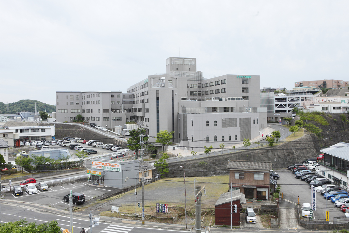 https://nagasaki-ajisai.jp/wp-content/uploads/2012/05/47-1佐世保中央病院外観.jpg